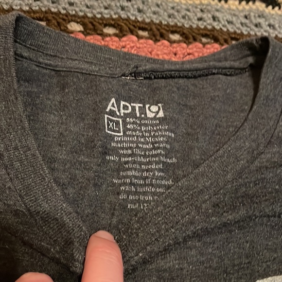 Apt. 9 Men's Gray Graphic Tee - XL - Picture 3 of 6